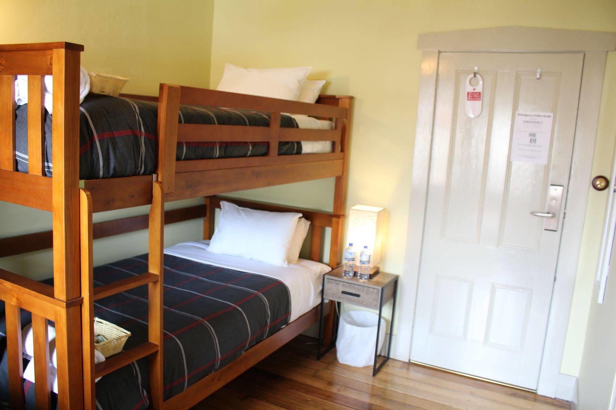 The Tasmanian Inn Χόμπαρτ Εξωτερικό φωτογραφία
