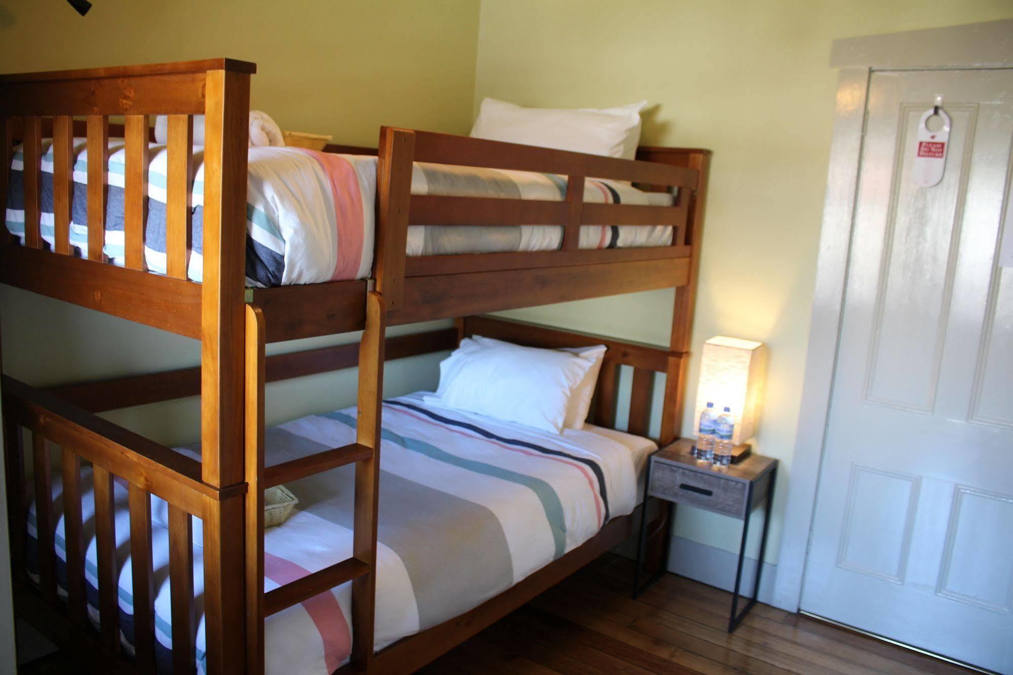 The Tasmanian Inn Χόμπαρτ Εξωτερικό φωτογραφία